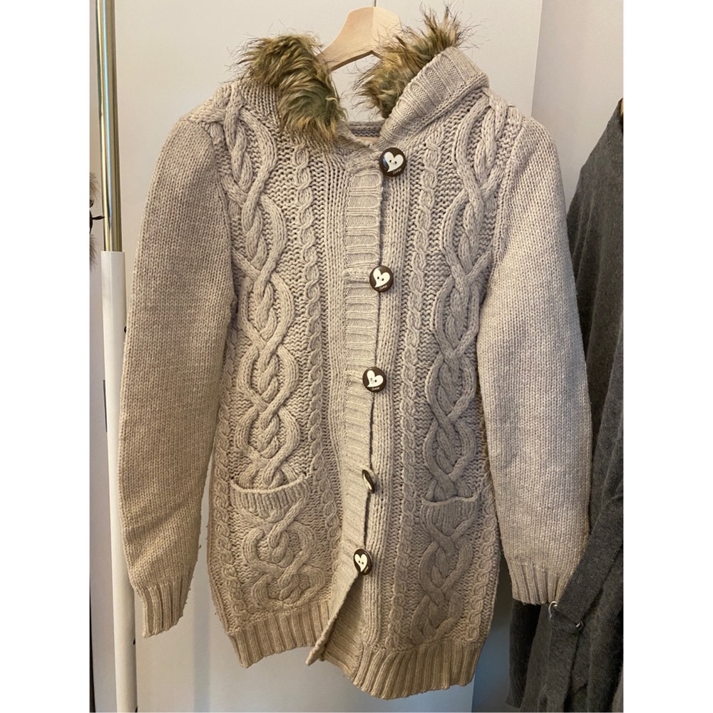 Etam beige sweater